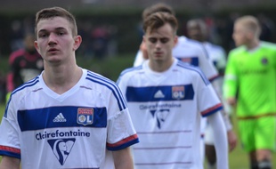 Gaëtan Perrin, Timothé Cognat et les Lyonnais sont sortis par la petite porte de la Youth League ce mercredi.