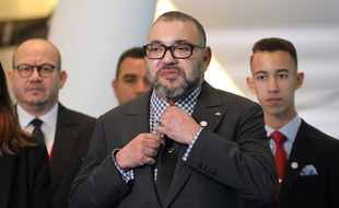 Le roi du Maroc Mohammed VI, le 12 décembre 2017 à Paris.