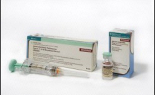 Le premier vaccin préventif contre le cancer du col de l'utérus, le Gardasil, plus particulièrement destiné aux adolescentes et pré-adolescentes, est désormais disponible en France.
