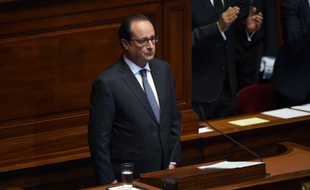 Le président François Hollande devant le Parlement réuni en Congrès le 16 novembre 2015 à Versailles