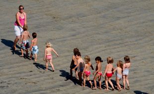 Colonie de vacances à la plage.