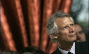 Dominique de Villepin a présidé lundi matin à Matignon le 12ème Comité interministériel sur l'Europe, retransmis en direct, une première, par la chaîne de télévision Public Sénat.