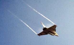 Un avion Rafale dans le ciel, illustration