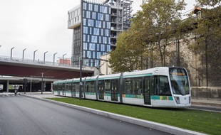 Samedi, le tronçon du tram T3b Porte de la Chapelle-Porte d'Asnières doit être inauguré. Huit nouvelles stations et 4,3 km de lignes vont être mis en service.