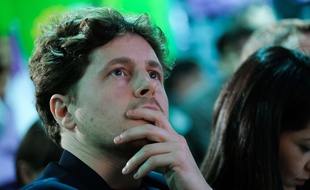 Julien Bayou, secrétaire national du parti Europe Écologie Les Verts, lors d'un meeting en février 2020 à Paris.