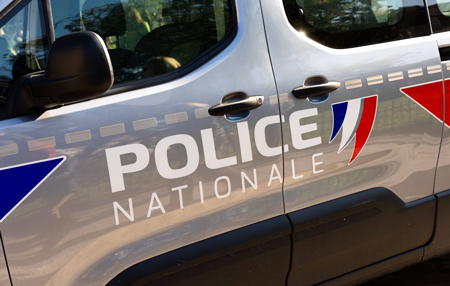 Un maire des BouchesduRhône accusé de viols et violences sur d’ex