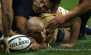 Cela s'est joué à peu de chose, mais encore une fois, l'Australie a mis à terre le XV de France et Nicolas Mas, samedi 22 novembre, au stade de France.