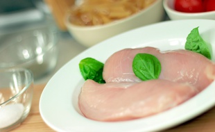 Poitrines de poulet de Turquie.