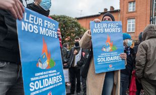 Une manifestation a réuni plusieurs milliers de personnes venues réclamer plus de moyens pour la santé, le 7 novembre 2020 à Toulouse.