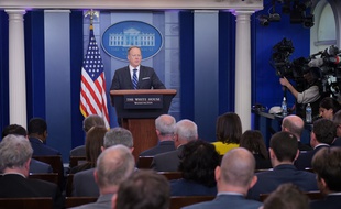 Le porte-parole de la Maison Blanche Sean Spicer