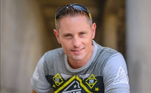 Le Youtubeur Grant Thompson est décédé dans un accident de parapente.