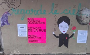 Le collectif «Les Morts de la rue» a organisé une campagne d'affichage (ici, à Paris) pour rendre hommage aux personnes mortes dans la rue. Juin 2012.