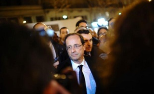 François Hollande a annoncé mardi qu'il se rendrait mercredi à Montauban, où auront lieu les obsèques des soldats assassinés.