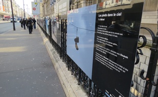 En trente clichés, l'exposition «Prises de rue» donne à Paris par le regard de treize sans-abris.