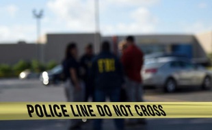 Un tireur est décédé après une fusillade dans un cinéma des environs de Nashville