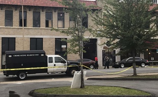 Au moins 28 personnes ont été blessées, dont 25 par balle, lors d'une fusillade qui a éclaté samedi 1er juillet au matin dans une boîte de nuit de l'Arkansas, dans le sud des Etats-Unis.