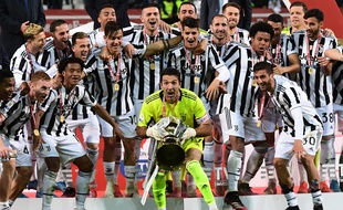 Gigi Buffon a remporté sa sixième Coupe d'Italie, avec la Juventus, le 19 mai 2021.