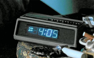 The Clock, une vidéo de 24 heures composée de trois mille extraits de films où l'heure est indiquée.