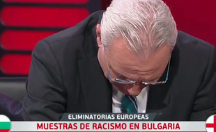 Hristo Stoichkov a fondu en larmes à l'évocation des débordements racistes et antisémites lors du match Bulgarie Angleterre.