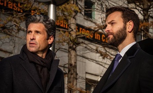 Patrick Dempsey et Alessandro Borghi, dans la série Devils.