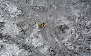 Les recherches ont été suspendues sur le volcan de White Island, en Nouvelle-Zélande, le 23 décembre 2019.