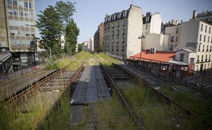 Le 26 juin 2013. Visite de la petite ceinture dans le 19eme arrondissement à Paris.