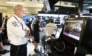 L'écurie Mercedes a peur qu'un de ses ingénieurs, qui va partir chez Ferrari, ne divulgue des données confidentielles.