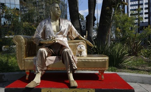 «Casting Couch», l'œuvre de Plastic Jesus et Joshua «Ginger» Monroe à Los Angeles le 1er mars 2018.