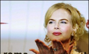 L'actrice australienne Nicole Kidman a lancé vendredi le premier Festival de cinéma de Rome en présentant en avant-première mondiale "Fur", un film à mi-chemin entre la biographie et la fiction, dans lequel elle interprète la photographe new-yorkaise Diane Arbus.