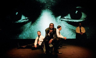 "Illumination(s)", du 6 au 28 juillet au Festival d'Avignon, au Théâtre des Halles. Texte et mise en scène: Ahmed Madani.