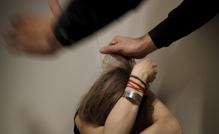 Un homme a été interpellé trois fois en une semaine pour violences conjugales à Vesoul. (Illustration)