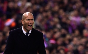 Zidane entre l'Atlético et le Real le 19 novembre 2016.