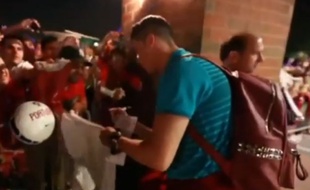 Cristiano Ronaldo à son arrivée à l'hôtel de l'équipe du Portugal, le 3 juin 2014, dans le New Jersey.