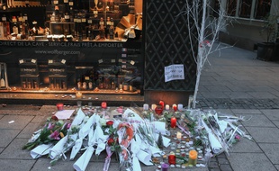 Illustrations, hommages et marché de Noël vide à Strasbourg, deux jours après la fusillade au marché de Noël. Le 13 décembre 2018.