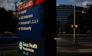L'entrée de l'hôpital Health de Dallas, au Texas, où un patient atteint d'Ebola a été soigné.