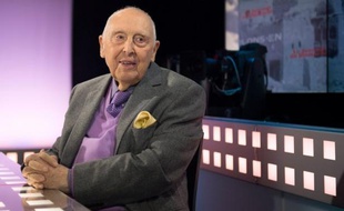 Il fut pendant onze mois secrétaire de Jean Moulin et témoin privilégié de l'unification compliquée des mouvements de résistance: Daniel Cordier, 92 ans, revit cette période dans "Alias Caracalla, au coeur de la Résistance", un film en deux épisodes diffusé samedi et dimanche à 20h50 sur France 3.
