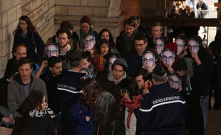 Paris, Procès du groupe de Tarnac, Julien Coupat et Yildune Levy sont poursuivi pour une opération dégradation sur les lignes TVG dans la nuit du 7-8 novembre 2008 a Dhuisi en Seine-et-Marne. France le 13 mars 2018.