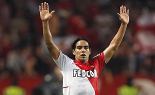 L'attaquant de l'AS Monaco Radamel Falcao, le 27 octobre 2013, au stade Louis II, contre Lyon.
