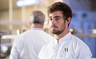 Clément Rémiens, héros d'Ici Tout Commence sur le départ