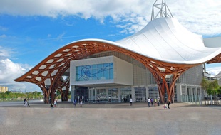 Le centre Pompidou-Metz.