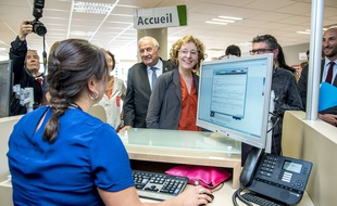 La ministre du Travail Muriel Pénicaud dans une agence Pôle Emploi de Lyon, le 4 août 2017.