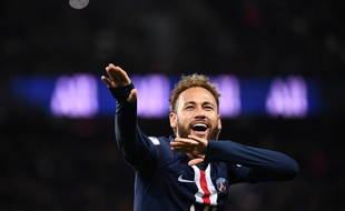 Neymar semble enfin bien dans ses pompes au PSG.