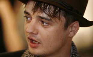 Le concert que devait donner le groupe anglais BabyShambles le 16 avril au 32e Printemps de Bourges a été annulé après la condamnation, mardi à Londres, du chanteur Pete Doherty à 14 semaines de prison, a annoncé le festival mercredi.