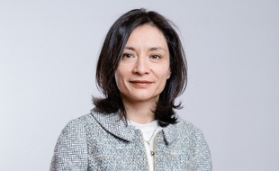 Delphine Gény-Stephann, l'une des dirigeantes de Saint-Gobain, devient secrétaire d'Etat auprès du ministre de l'Economie Bruno Le Maire.