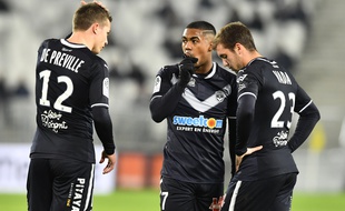 De Préville, Malcom et Vada ont beau chercher, ils ne trouvent pas la solution.