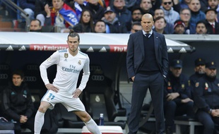Gareth Bale et Zinédine Zidane lors de Real Madrid-Barcelone, le 23 décembre 2017.