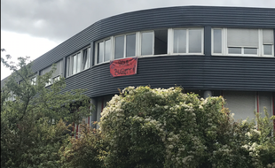 La squat Bugatti, dans un bâtiment d'Eckbolsheim, en périphérie de Strasbourg.