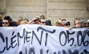 Rassemblement en hommage à Clément Méric mort des suites d'une agression la veille rue Caumartin, le 6 juin 2013.
