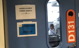 Un patient atteint du Covid-19 en réanimation à l'hôpital civil de Strasbourg.