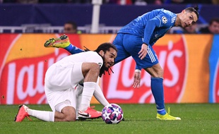Cristiano Ronaldo, placé en quarantaine comme tous les joueurs de la Juve, ne retrouvera pas Jason Denayer comme prévu dès mardi prochain au Juventus Stadium.